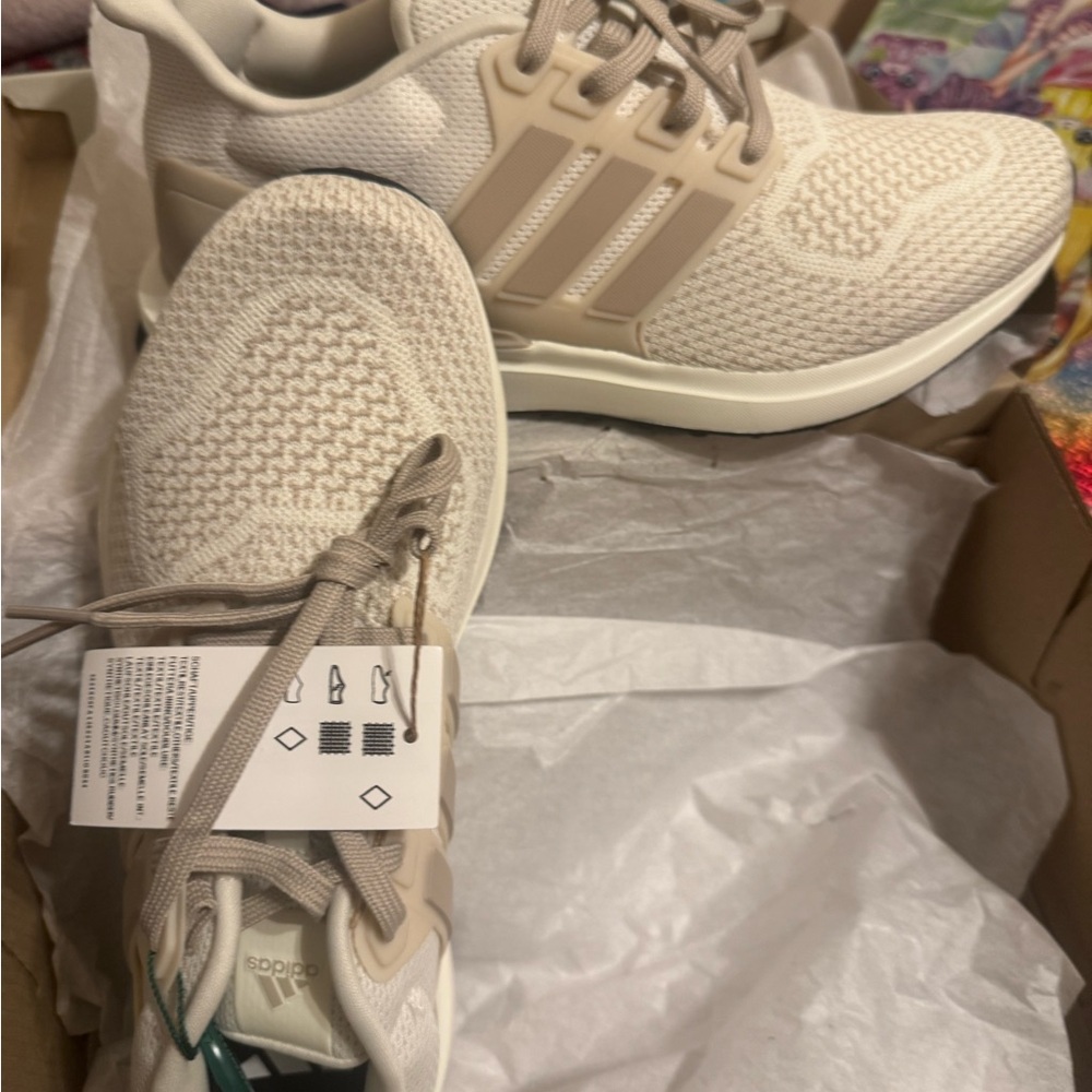 UBounce DNA sneakers